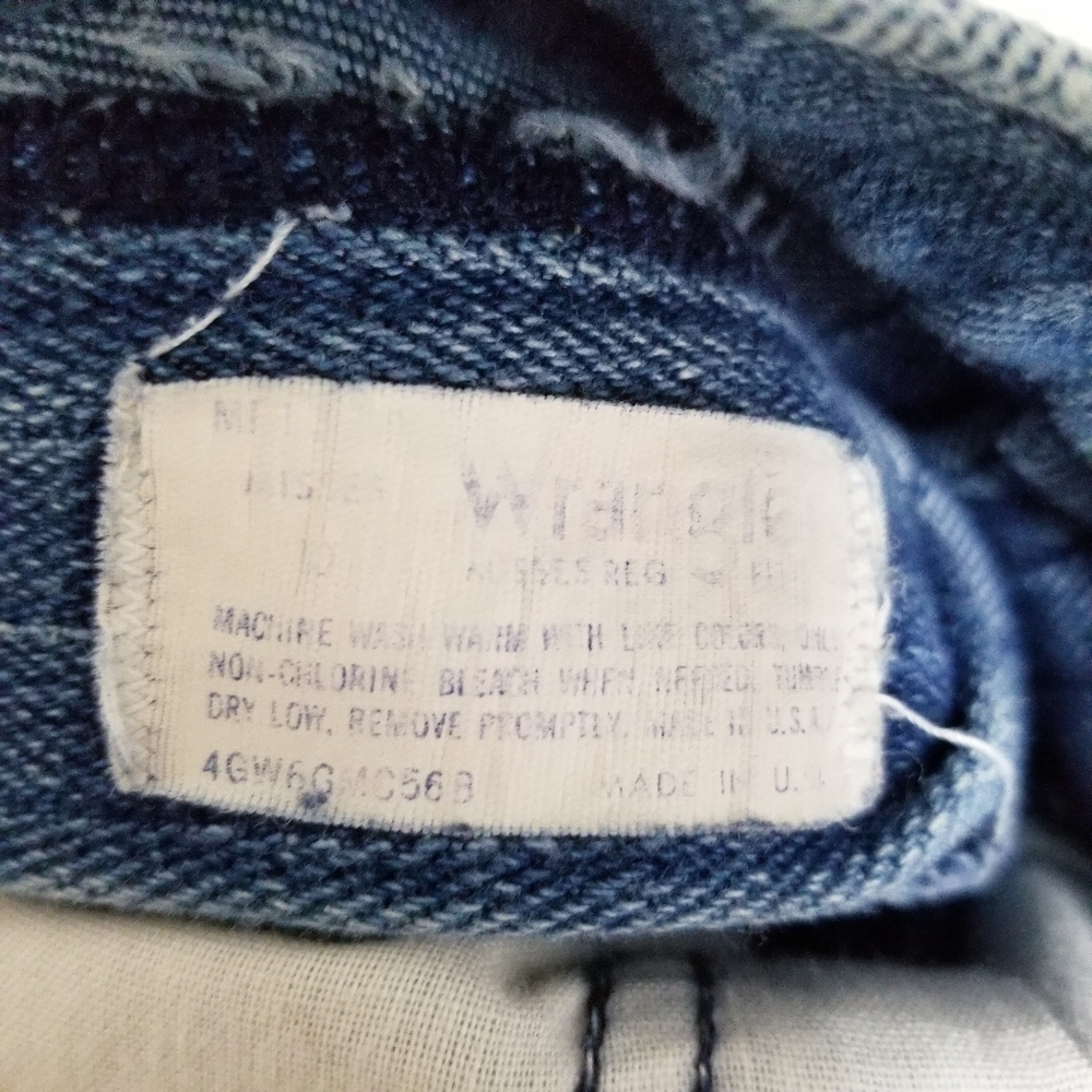 Vintage Wrangler Women's High Waisted Blue Jeans - Picture 6 of 7